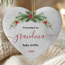 Promoted to grandma baby announcement heart セラミックオーナメント