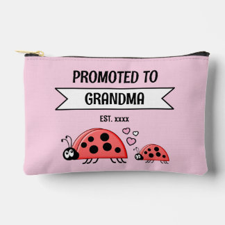 Promoted to Grandma ladybugs est year pink アクセサリーポーチ