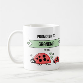 Promoted to grandma ladybugs green コーヒーマグカップ