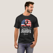Promoted To Grandpa Again 2024 US Flag Father's Da Tシャツ (正面フル)