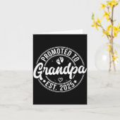 Promoted To Grandpa Est 2025 Grandparents New Gran カード (黄色い花)