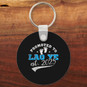 Promoted To Lao Ye Est 2025 Proud New Grandpa Vint キーホルダー (正面)