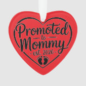 Promoted to Mommy Est. 2026 オーナメント (正面)