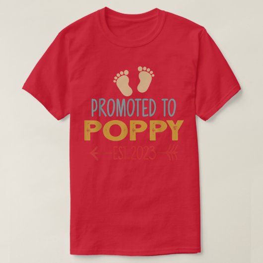 Promoted To Poppy Est 2023 Pregnancy Announcement4 Tシャツ (デザイン正面)