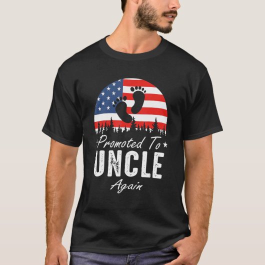 Promoted To Uncle Again 2024 US Flag Father's Day Tシャツ (正面)
