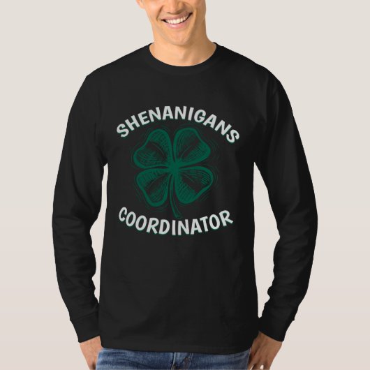 Prone To Shenanigan And Malarkey Funny St Patricks Tシャツ (正面)