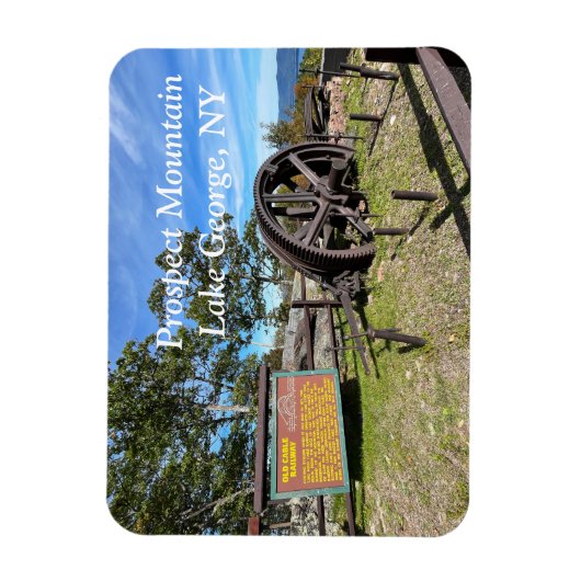 Prospect Mountain in Lake George Newyork マグネット (縦)