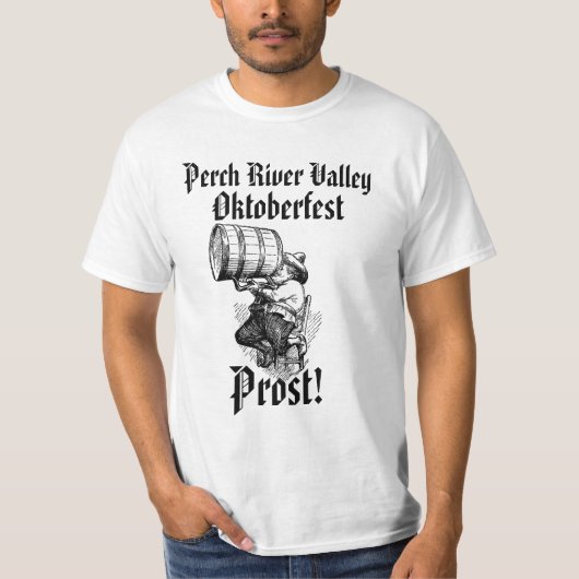 Prost! トーストのオクトーバーフェストのOctoberfestの広告宣伝のTシャツ Tシャツ (正面)
