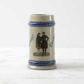 Prost! 旧式のドイツのオクトーバーフェスト ビールジョッキ (中央)