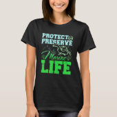Protect and preserve marine life tシャツ (正面)