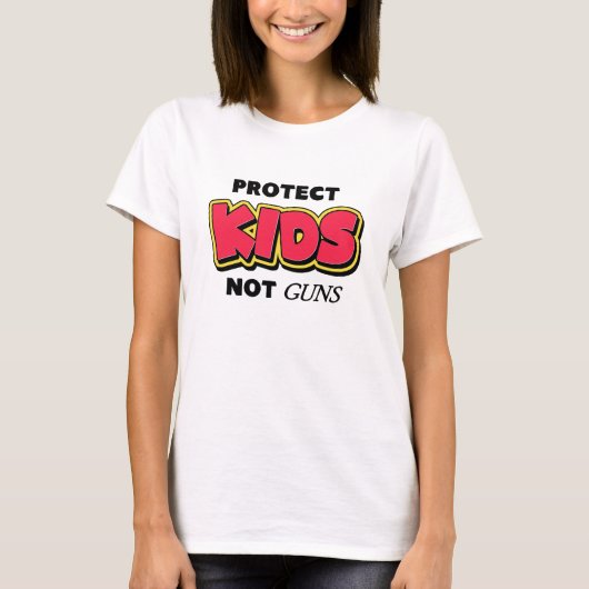 Protect Kids Not Guns Activism Tシャツ (正面)