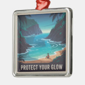 Protect Your Glow メタルオーナメント (左)