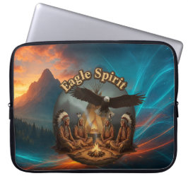 Protect your laptop with the powerful "Eagle Spiri ラップトップスリーブ