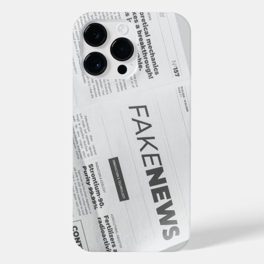 Protective Case for iPhone 14 pro with "Fake News" iPhoneケース (裏面)