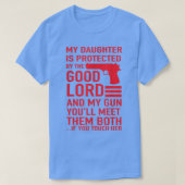 PROTECTIVE DADDY  Funny Dad of Girl Tee  Tシャツ (デザイン正面)