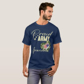 Proud Army Grandma Camoue Dogag USA American Flag Tシャツ (正面フル)