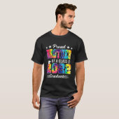 Proud Brother Of A Class Of 2022 Tie Dye Graduate Tシャツ (正面フル)