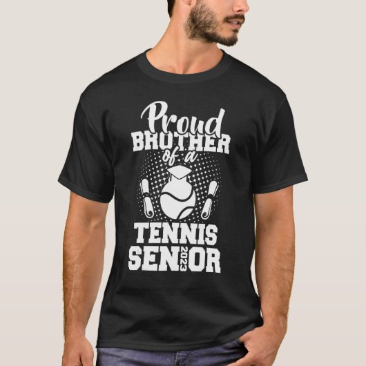 Proud Brother Of A Tennis Senior 2023 Graduation D Tシャツ (正面)
