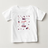 Proud Daughter of a Veteran | Patriotic Flag  ベビーTシャツ (正面)