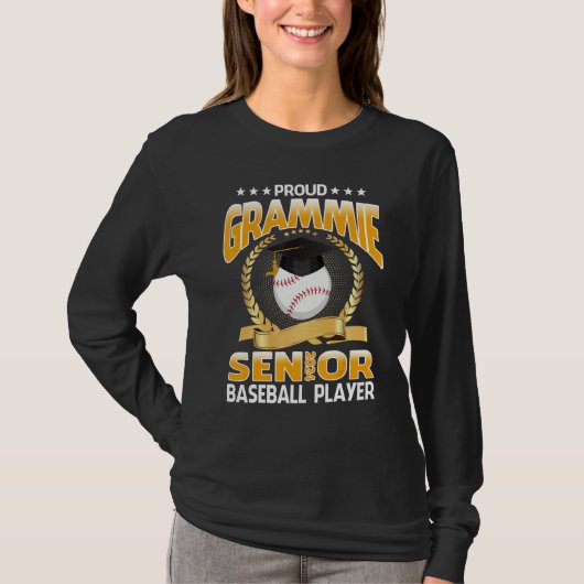 Proud Grammie Senior Class Of 2024 Baseball Player Tシャツ (正面)