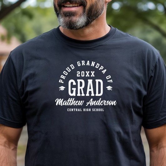 Proud Grandpa Grad Varsity Typography Graduation Tシャツ