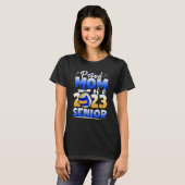 Proud Mom Of A 2023 Senior Volleyball Graduation T Tシャツ (正面フル)