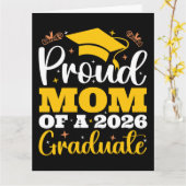 Proud Mom Of A 2026 Personalized Graduation Mother カード (黄色い花)