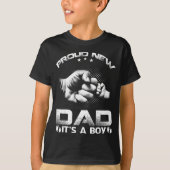 Proud New Dad It's A Boy  Tシャツ (正面)