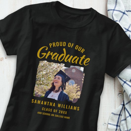 Proud Of Our Graduate 2026 Photo Graduation Black Tシャツ