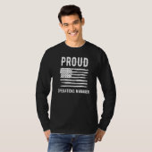 Proud Operations Manager Profession American Flag  Tシャツ (正面フル)