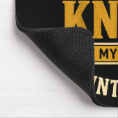 Proud Owner Of Two New Knees At My Age Its Mainten マウスパッド (コーナー)