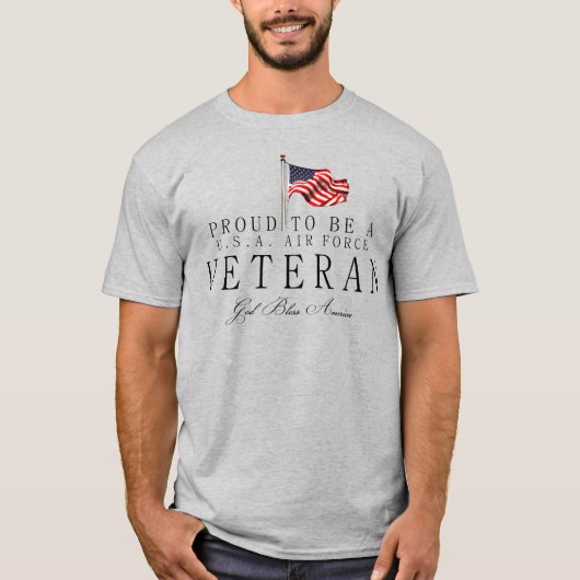 Proud To Be A US Air Force Veteran Tシャツ (正面)