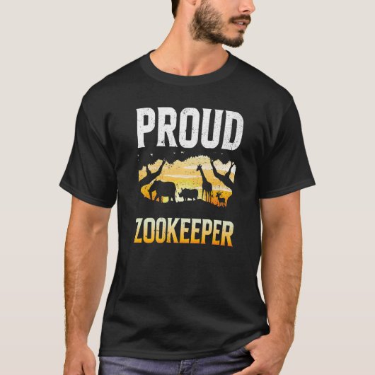 Proud Zookeeper Zookeeping Zoo Keeper Zoos Keeping Tシャツ (正面)