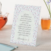 Proverbs 3:3–4 フラワー聖書デザイン 台座サイン (インサイチュ)