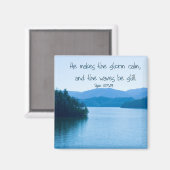 Ps 107:29彼は嵐を静める マグネット (正面/裏面)