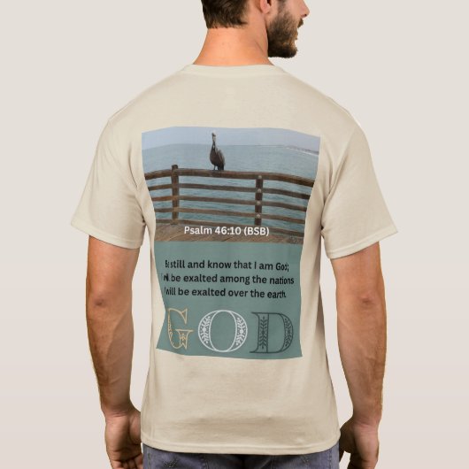Psalmメッセージ – Psalm 46-10 – ショートスリーブタン Tシャツ (裏面)