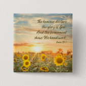 Psalm 19:1 NKJV Sunflower and Sunrise Bible Verse 缶バッジ (正面)