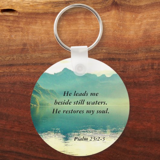 Psalm 23 2-3彼は私を静かな水の横に導くKeych キーホルダー (裏面)