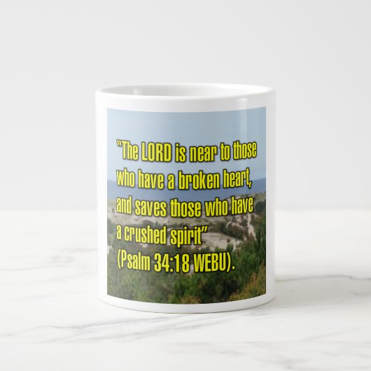 Psalm 34:18 WEBU Mug ジャンボコーヒーマグカップ (正面)