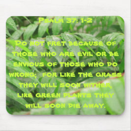 Psalm 37:1と2で濡れたスマック マウスパッド