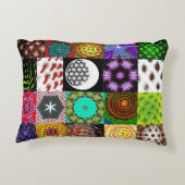 Psychedelic Patchwork Kissen – Colorful Abstract アクセントクッション (裏面)