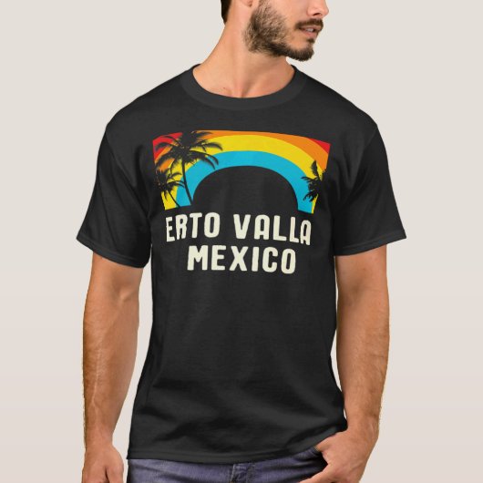 Puerto Vallarta Retro Rainbow Vacation Souvenir Me Tシャツ (正面)