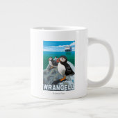Puffins & Cruise Ship -アラスカ、Wrangell ジャンボコーヒーマグカップ (右)