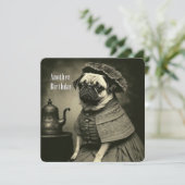Pugビクトリアン誕生日カード – おもしろい Pugの写真 シーズンカード (スタンド正面)