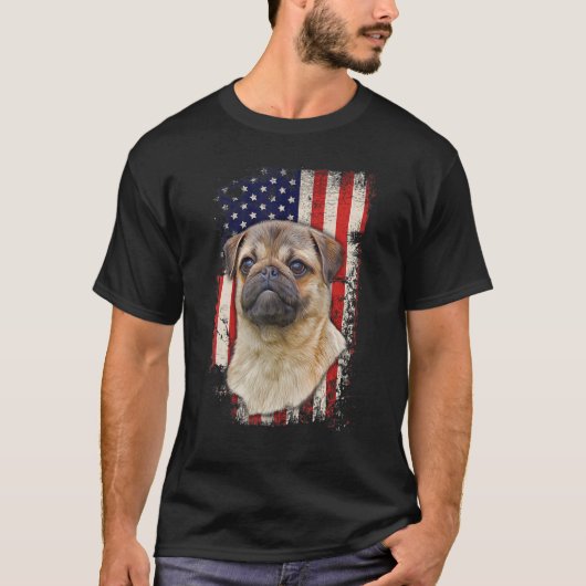 Pugヴィンテージアメリカ国旗の愛国的な犬4日Ju Tシャツ (正面)