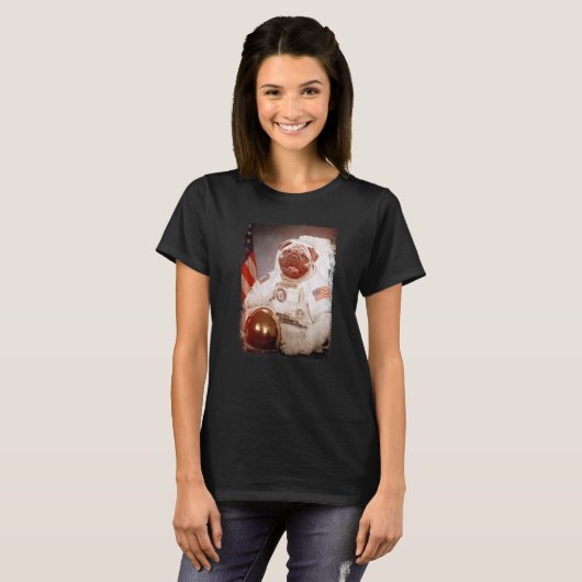 Pug Astronaut Moon Space Mission Animal Astronaut Tシャツ (正面フル)