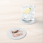 Pug Blossom Dreams Coaster – Cute Floral Pug Drink ラウンドペーパーコースター (インサイチュ)