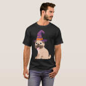 Pug Dog With Witch's Hat Halloween Tシャツ (正面フル)