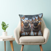 Pug Dogs Christmas Snow Holiday クッション (椅子)