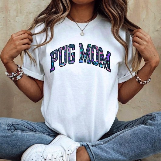 Pug Mom - colorful animal leopard Tシャツ